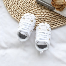 Load image into Gallery viewer, Baby Shoes Letter Printed Soft Bottom Footwear Heart-shaped 0-18M Newborn First Walker