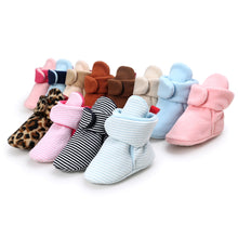 Load image into Gallery viewer, Baby Shoes Infant Boot Unisex Classic Floor Hook &amp; Loop All Seasons Baby Walker Booties For Newborns