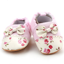 Load image into Gallery viewer, [simfamily]Kid Girls Boy First Walkers Soft Infant Toddler Shoes Cute Flower Soles Crib Shoes Footwear for Newborns baby shoes