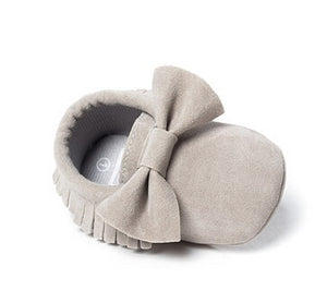 2019 Butterfly-knot Tassels Bow Baby Moccasin Quality Infant Babies First Walkers Newborn Footwears Indoor Baby Girls Boots