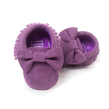 Load image into Gallery viewer, 2019 Butterfly-knot Tassels Bow Baby Moccasin Quality Infant Babies First Walkers Newborn Footwears Indoor Baby Girls Boots